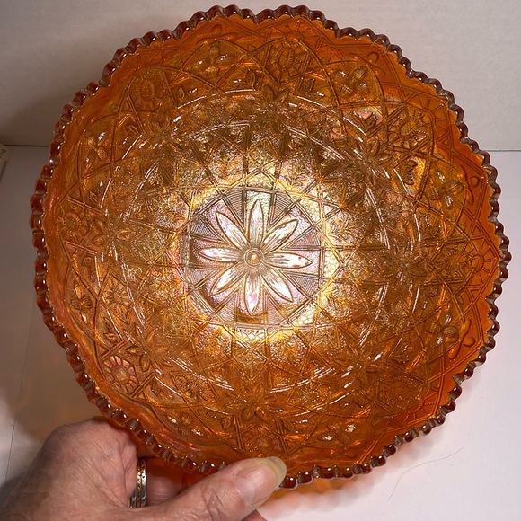 Stunning Imperial Glass Marigold Hattie Pattern Scalloped Edge Bowl 7-1/2" - Picture 1 of 16
